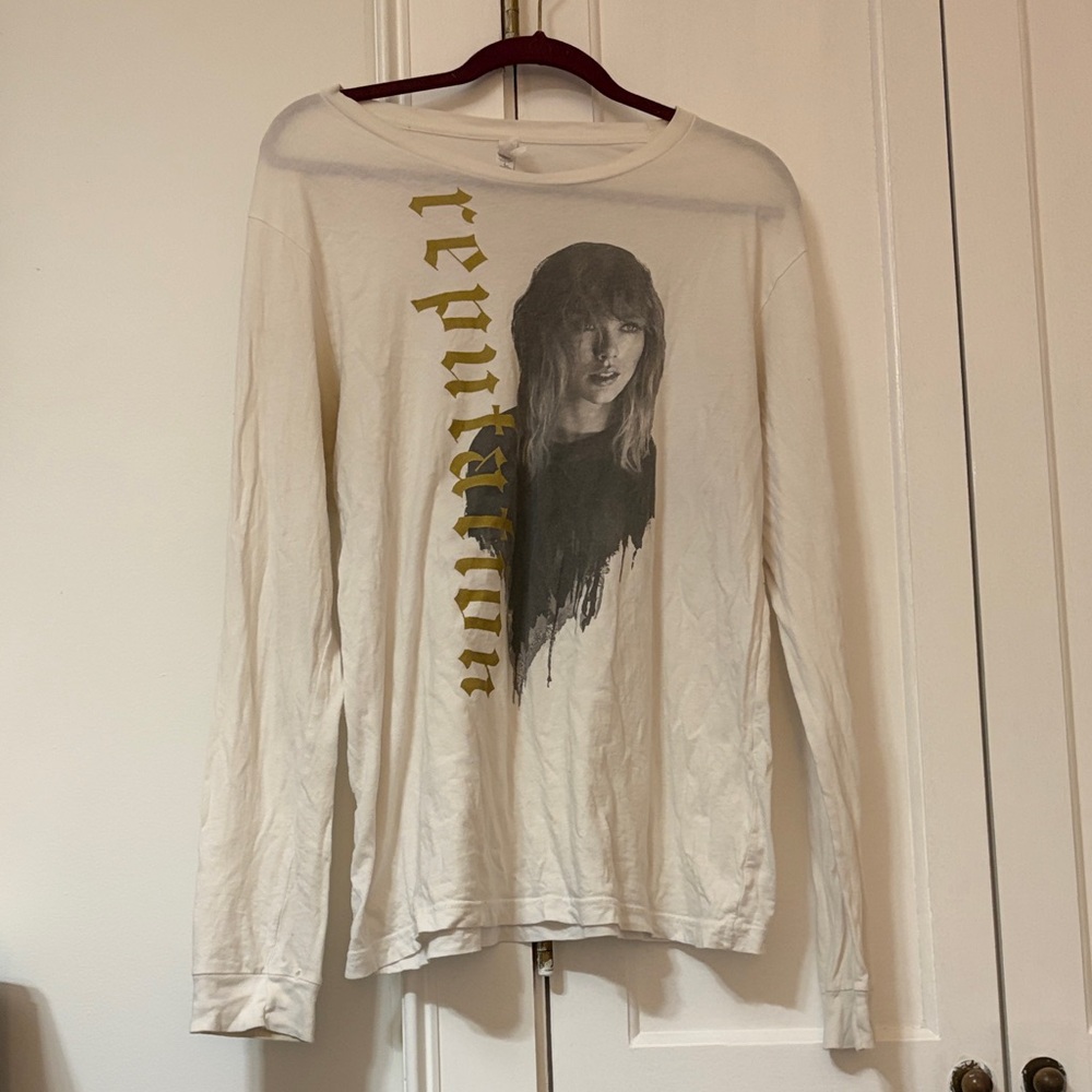Taylor Swift Reputation Stadium Tour Long Sleeve Tee
